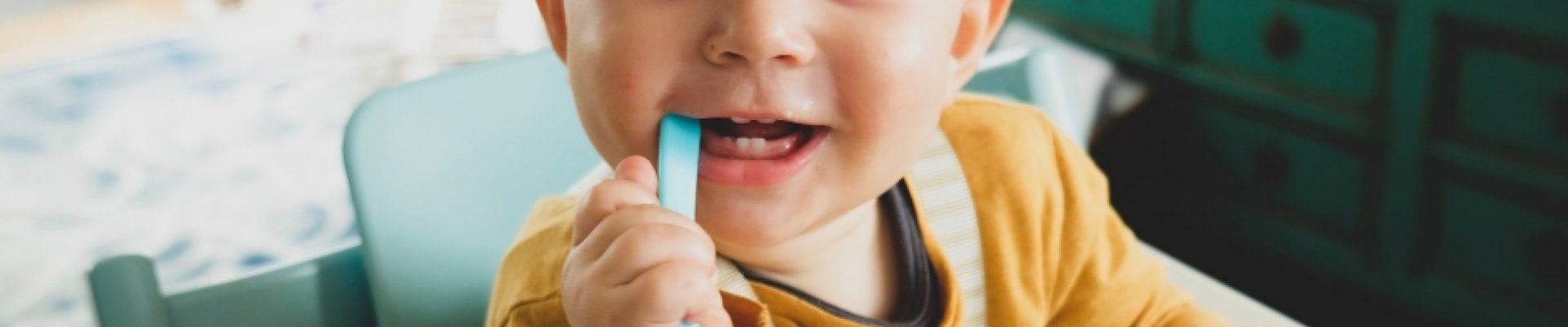 evitar las caries en niños Cómo influye la dieta en la salud oral de nuestros hijos Clinica Dental Achutegui Tu dentista en Amara Donostia San Sebastian